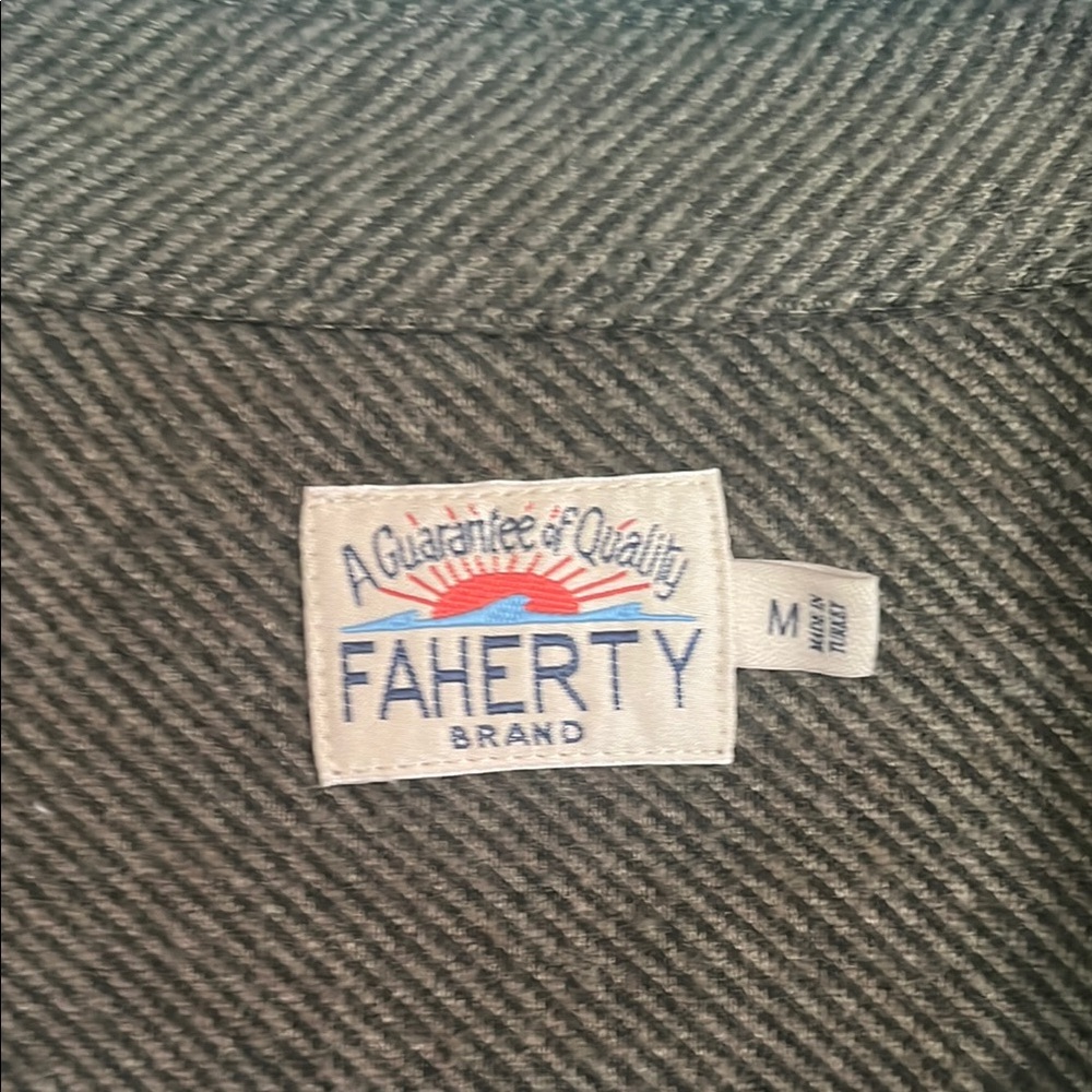 Faherty Olive Green Casual Button Down Shirt - Picture 3 of 6
